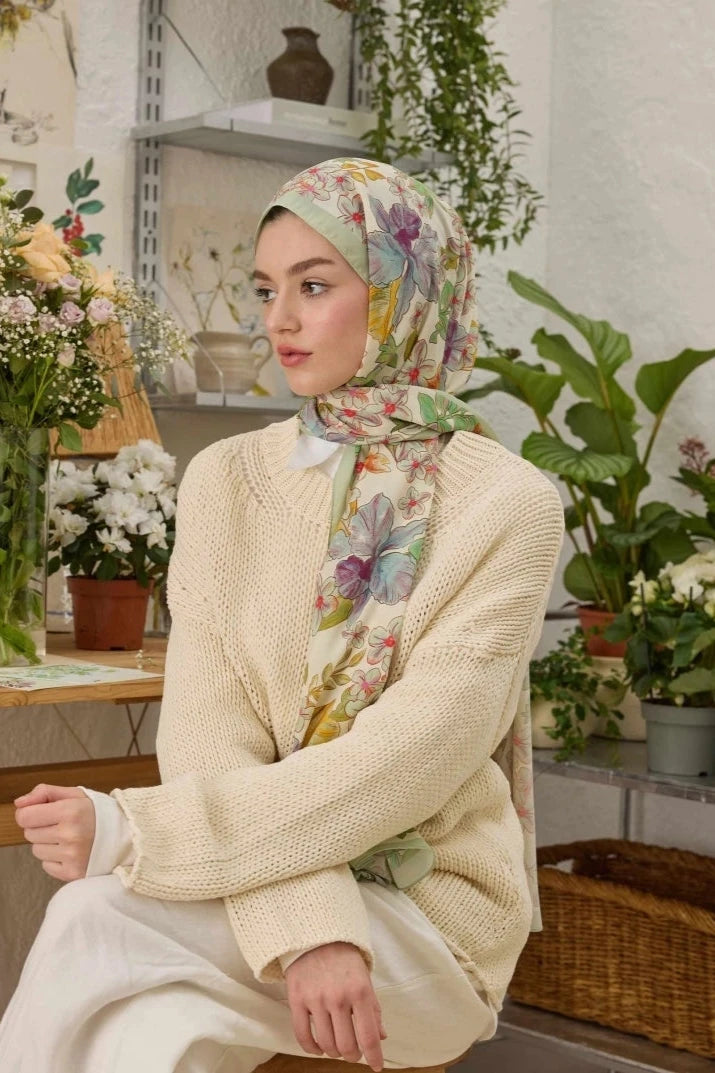 ARYA PATTERN SILKY MODAL HIJAB - SOFT GREEN