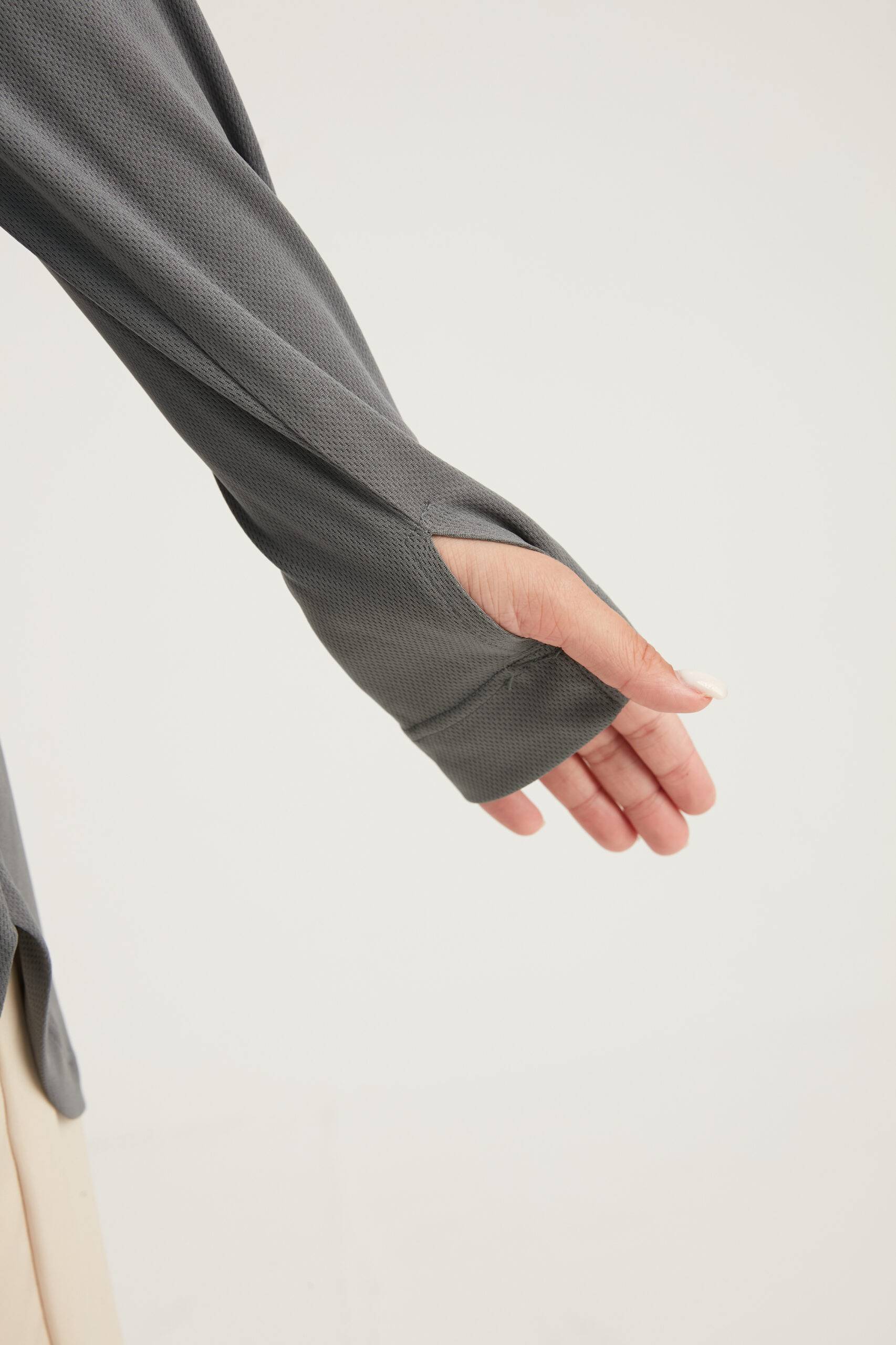 GYM-FIT High Neck Quick Dry Top – Anthracite