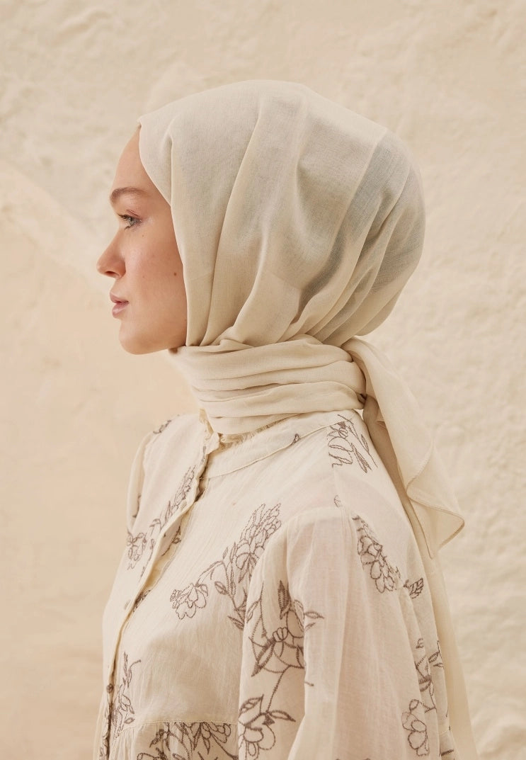 Rami Hijab-Ivory