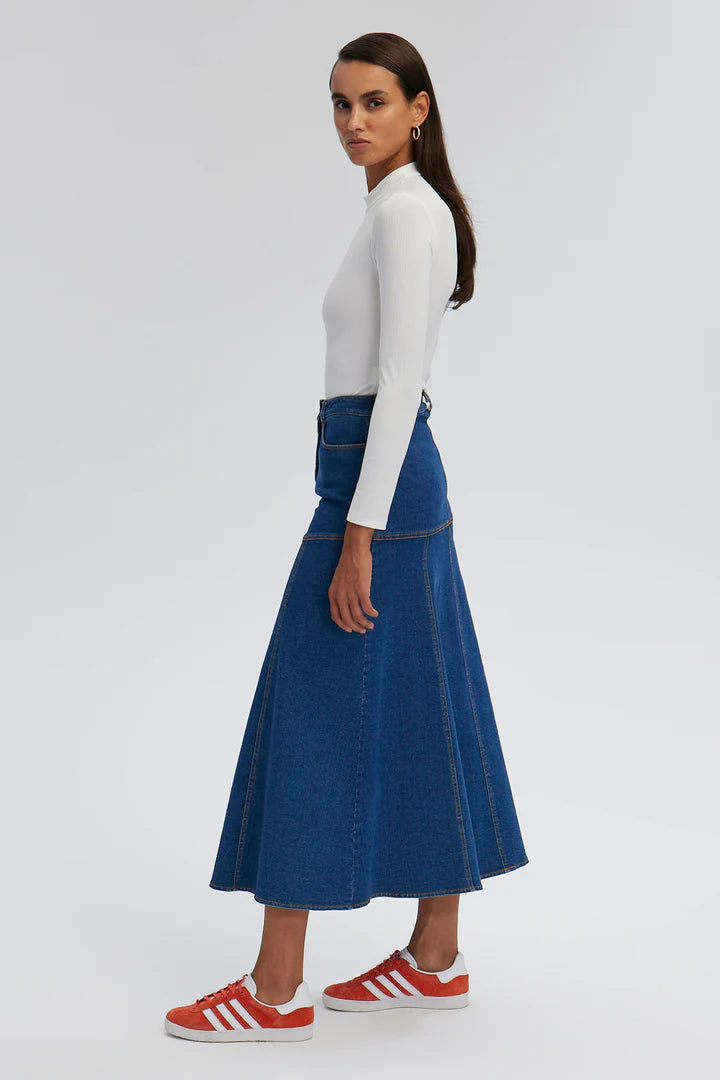 RIBBED BODY WITH NECKBAND - White