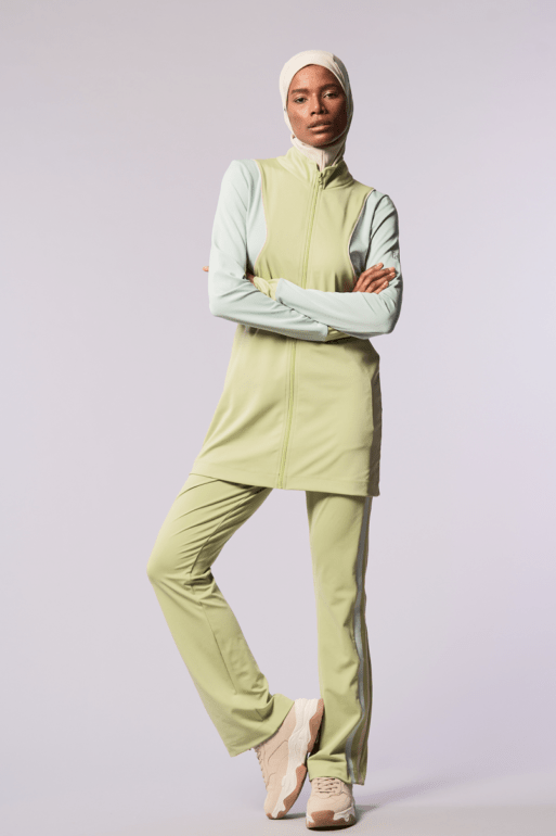 Quick Dry Sweatpants with side panels – Light Green