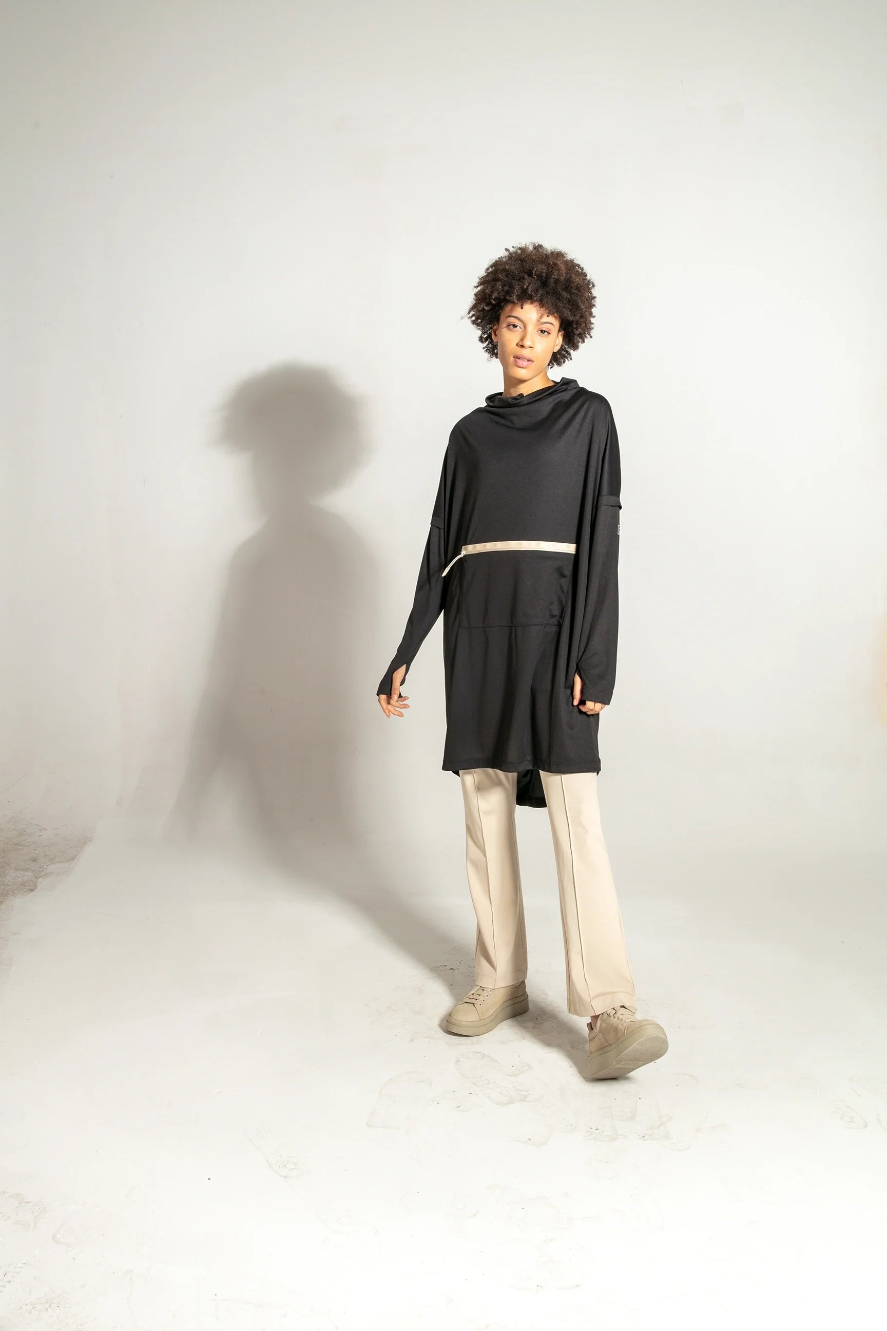 COOL-TECH Kangaroo Pocket Quick Dry Tracksuit – Black