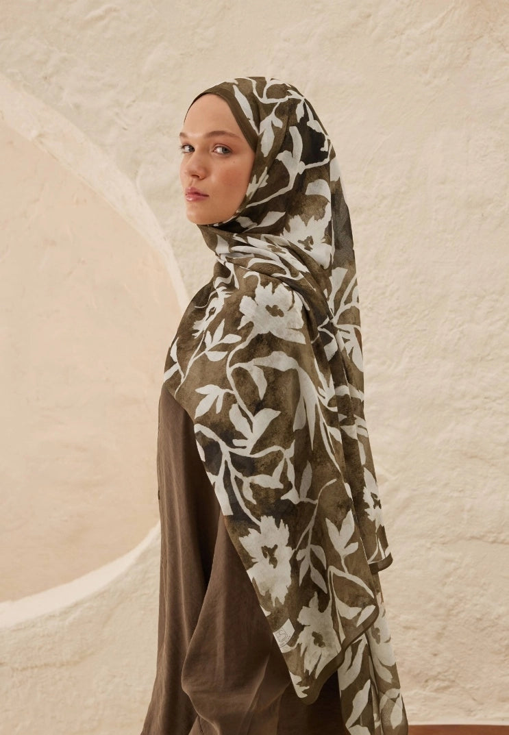 PETUNIA PATTERN RAMI MODAL HIJAB - EARTH