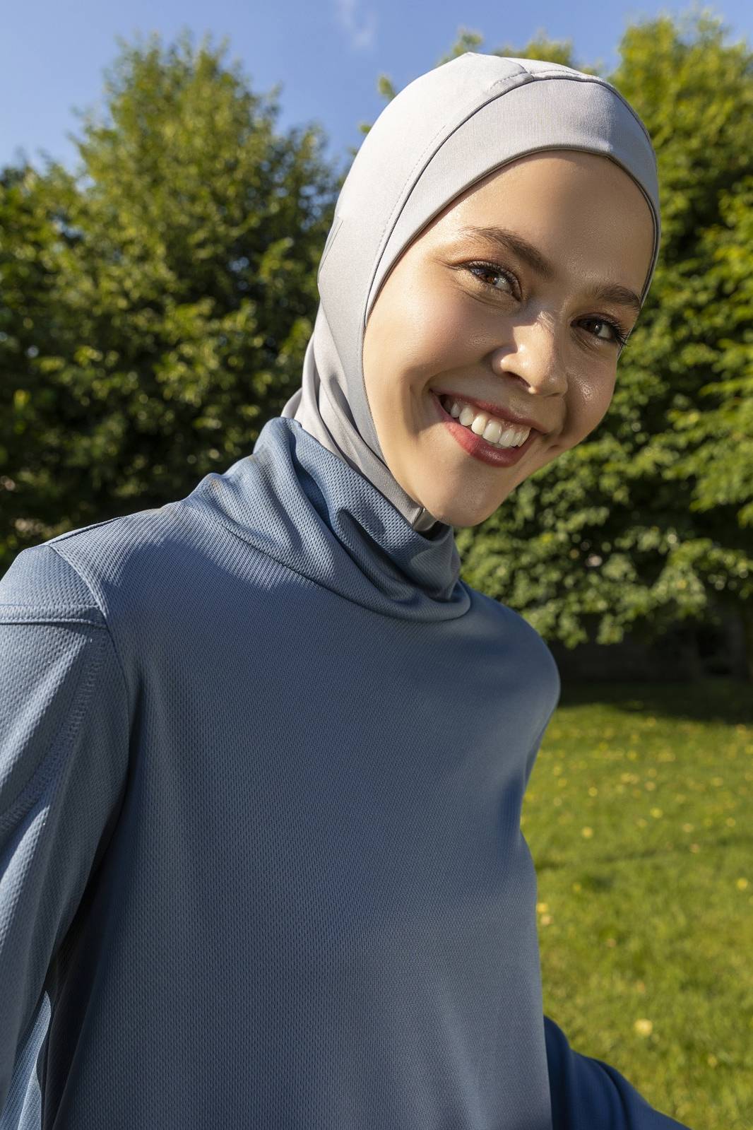 PRO-HIJAB Sports Bonnet – Light Gray