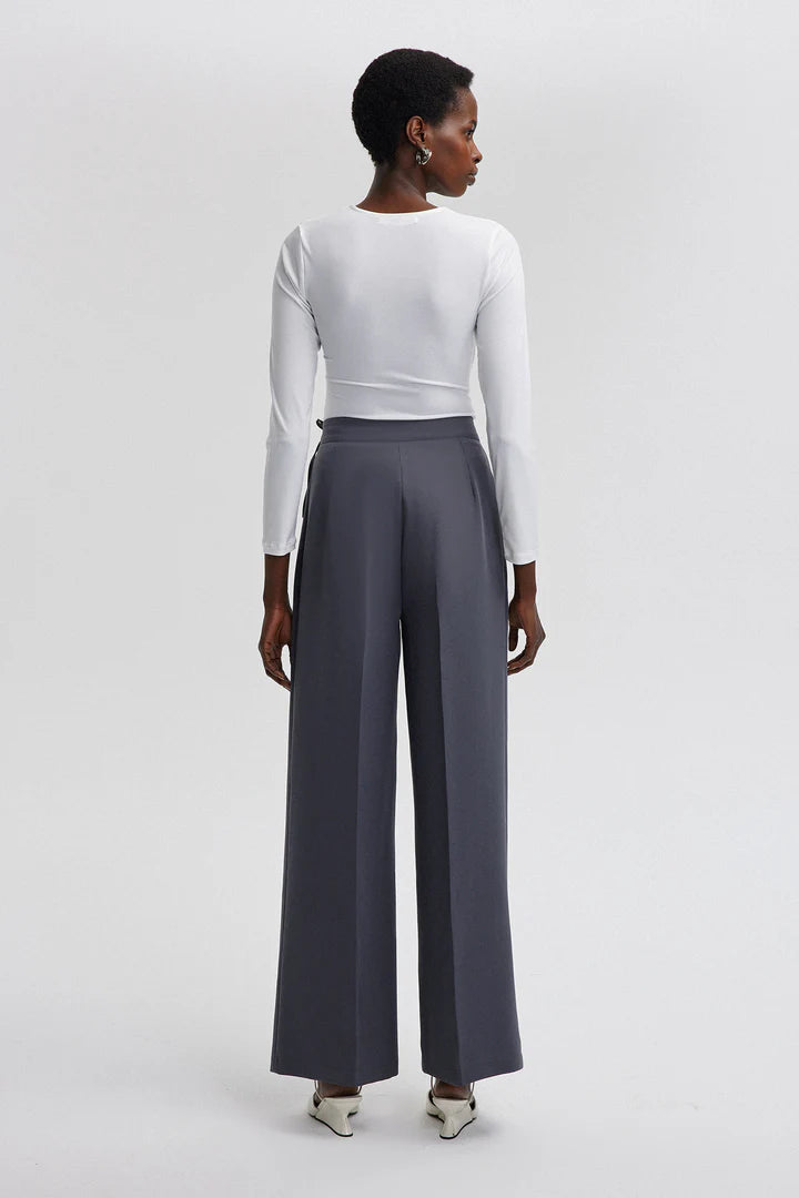 WIDE LEG TROUSERS WITH WAIST TIE