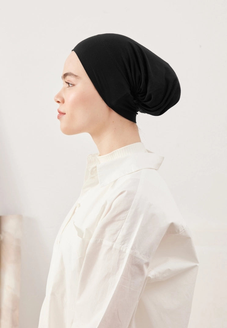 WIDE VOLUME PRACTICAL BONNET - BLACK