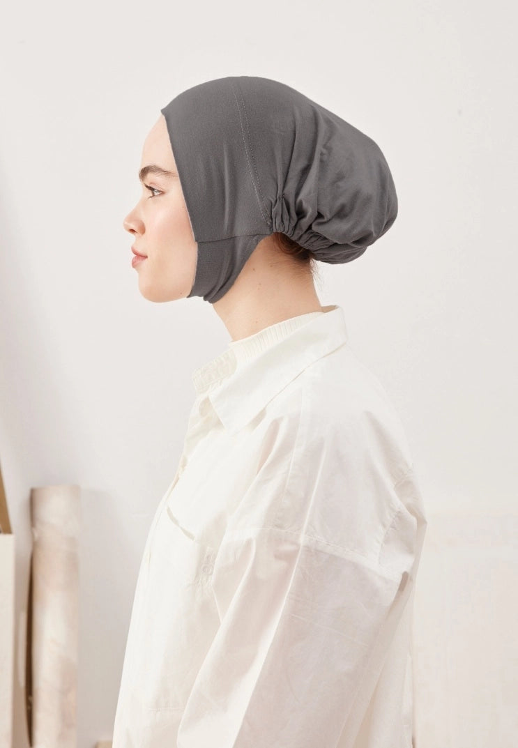 WIDE VOLUME PRACTICAL BONNET - DARK GREY